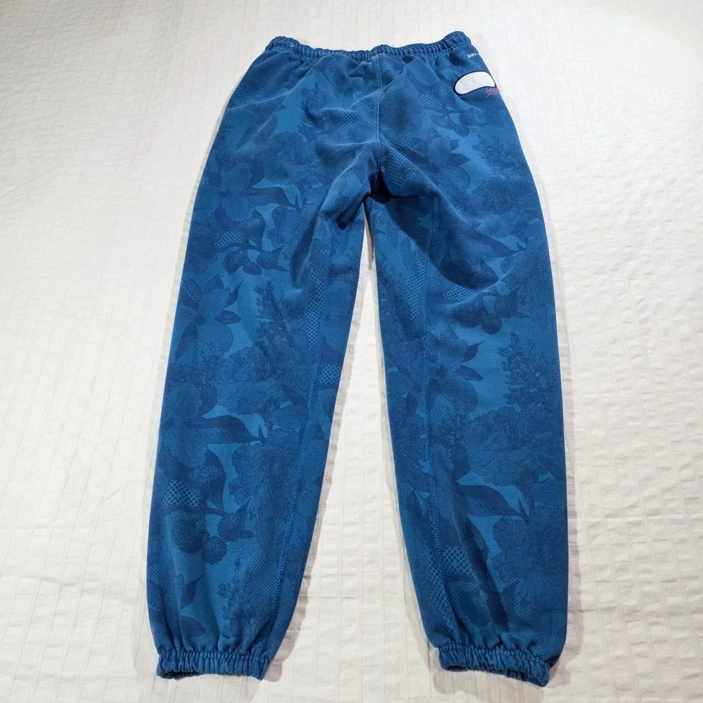 Nike Standard Issue Dri-FIT Blue Floral Halftone Grid Sweatpants Mens‎ Joggers